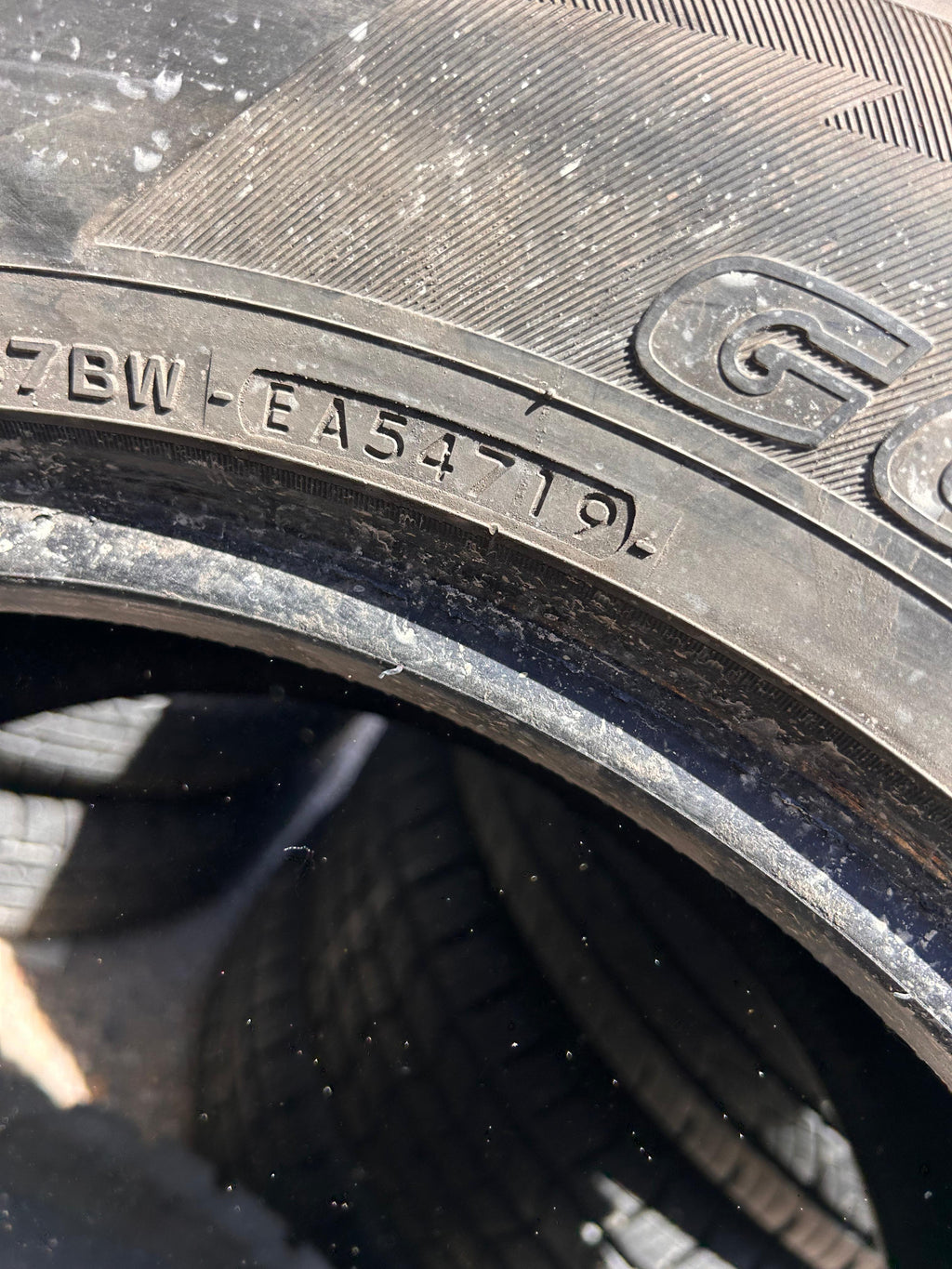 LT275/65R18 Pair (2 Used Tires) Yokohama Geolandar AT