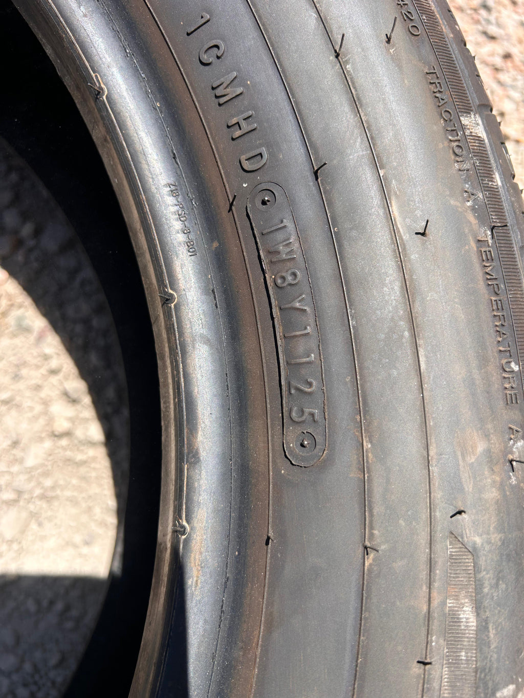 225/60R18 Pair (2 Like New Tires) Ironman Imovegen3