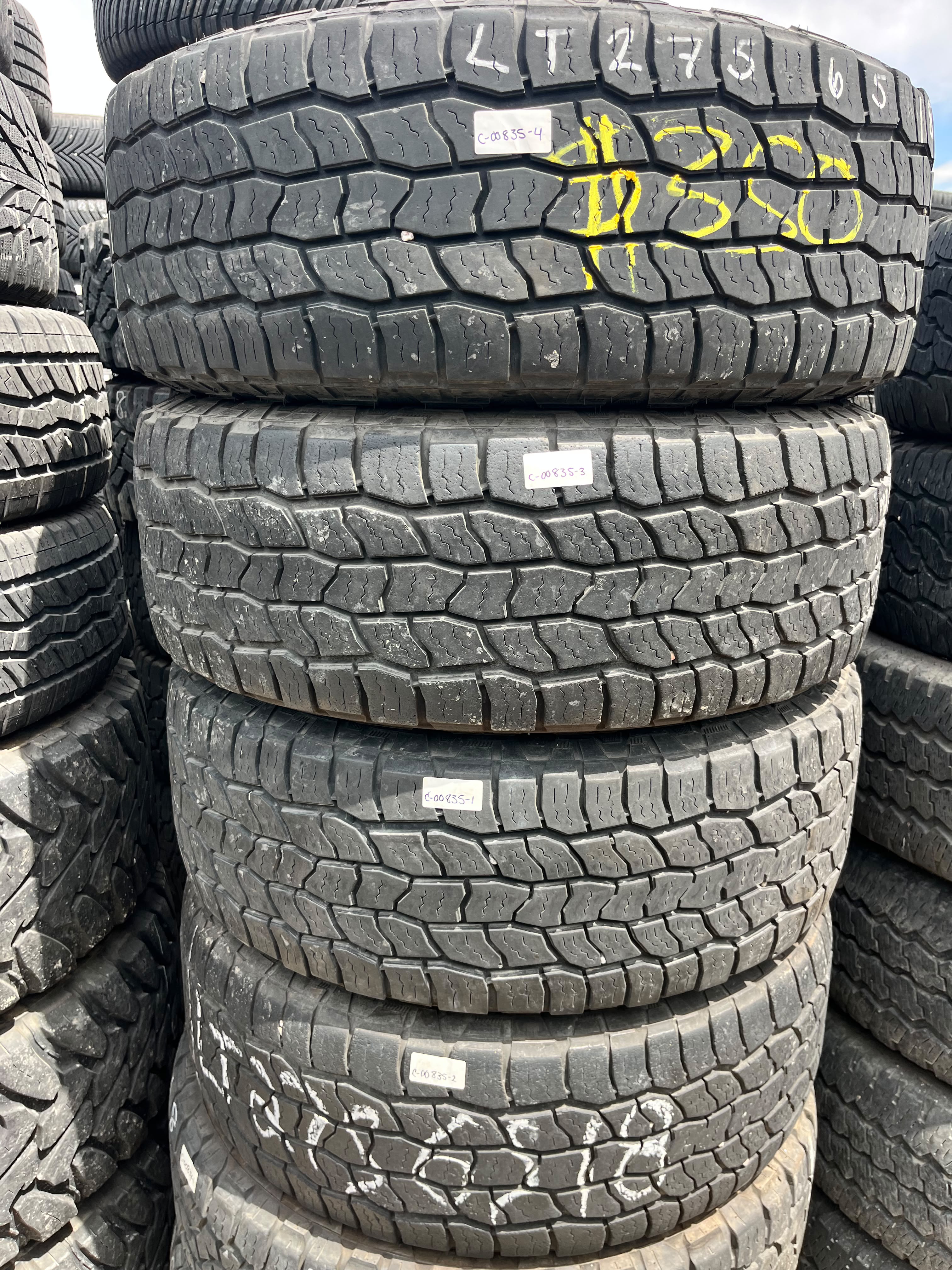 LT275/65R18 Set (4 Used Tires) Cooper Discover AT3