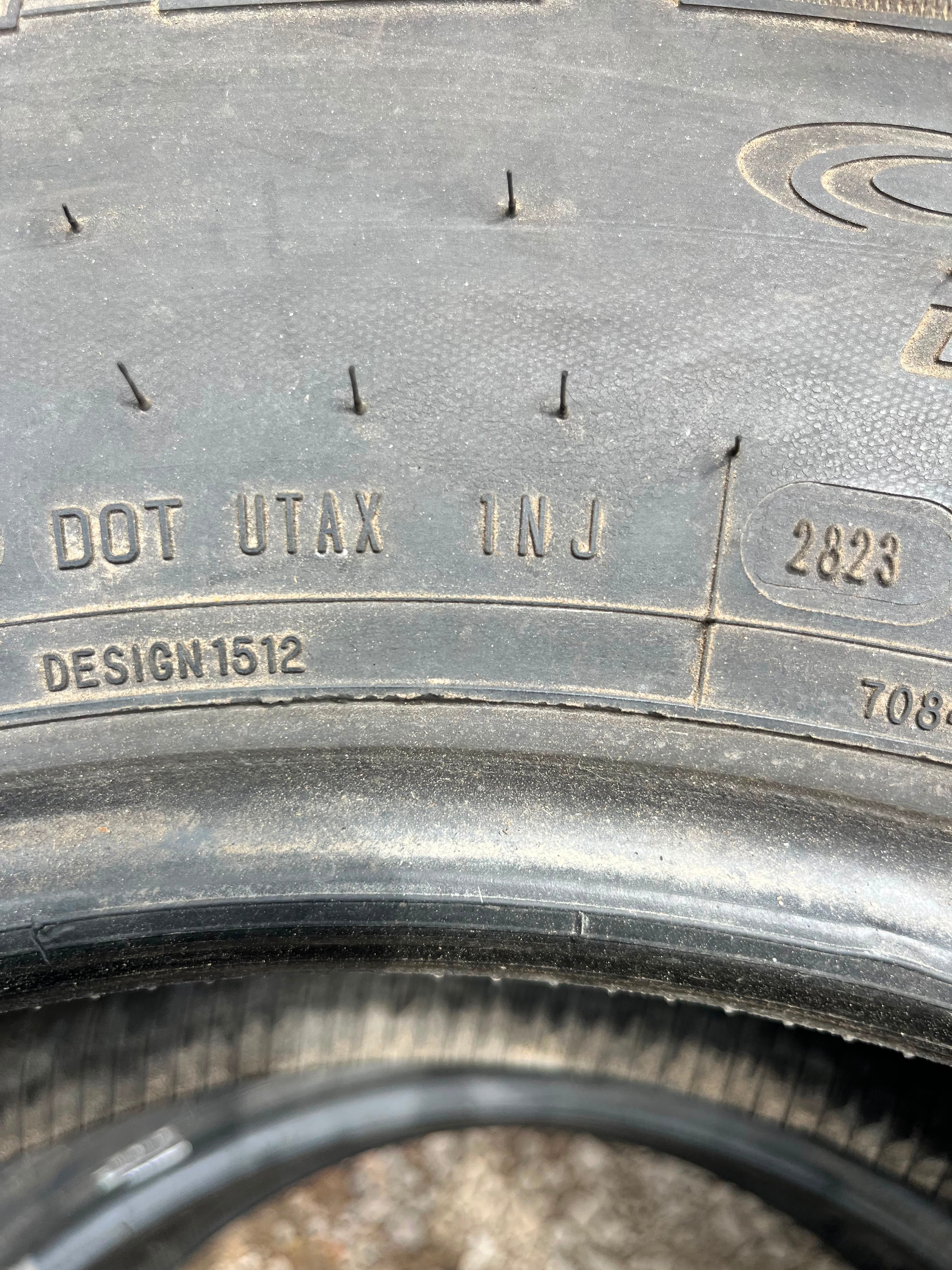 LT295/70R18 Pair (2 Used Tires) Cooper Discoverer AT3 XLT