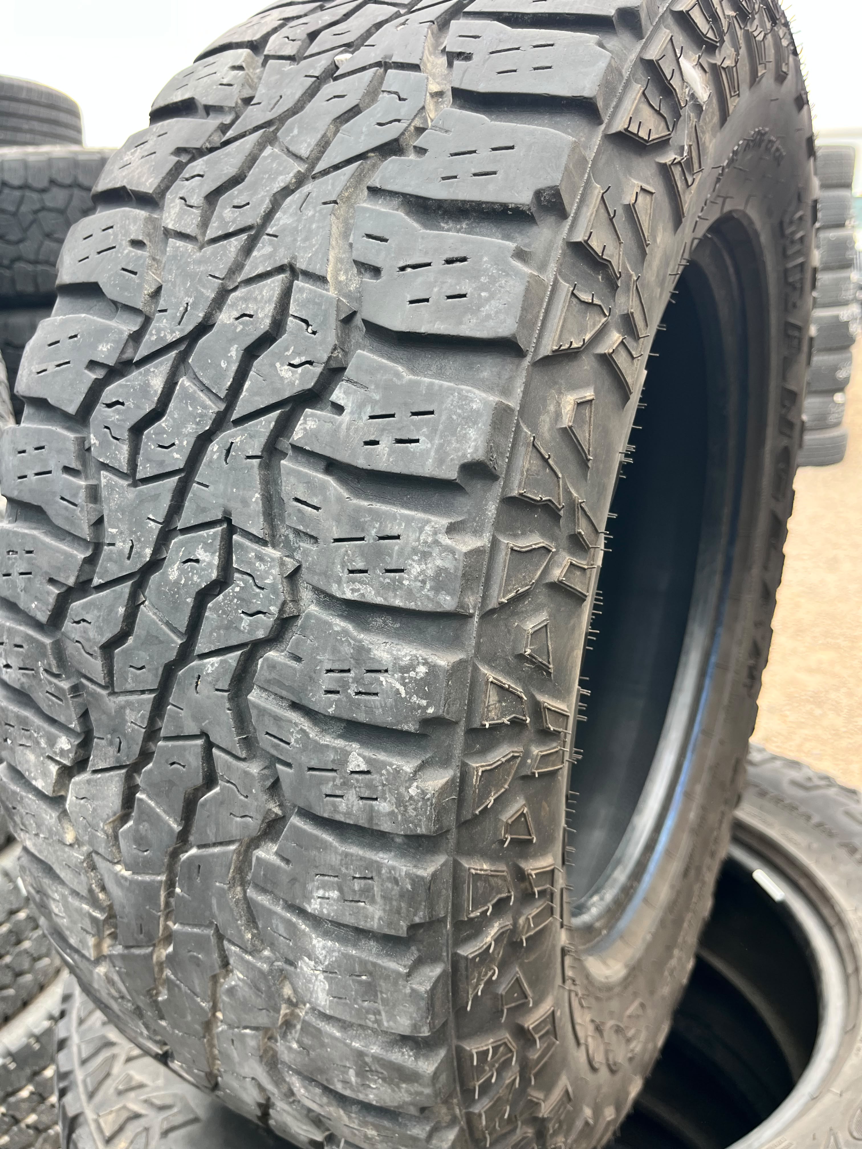 LT275/65R18 Set (4 Used Tires) Goodyear Wrangler Ultra Terrain