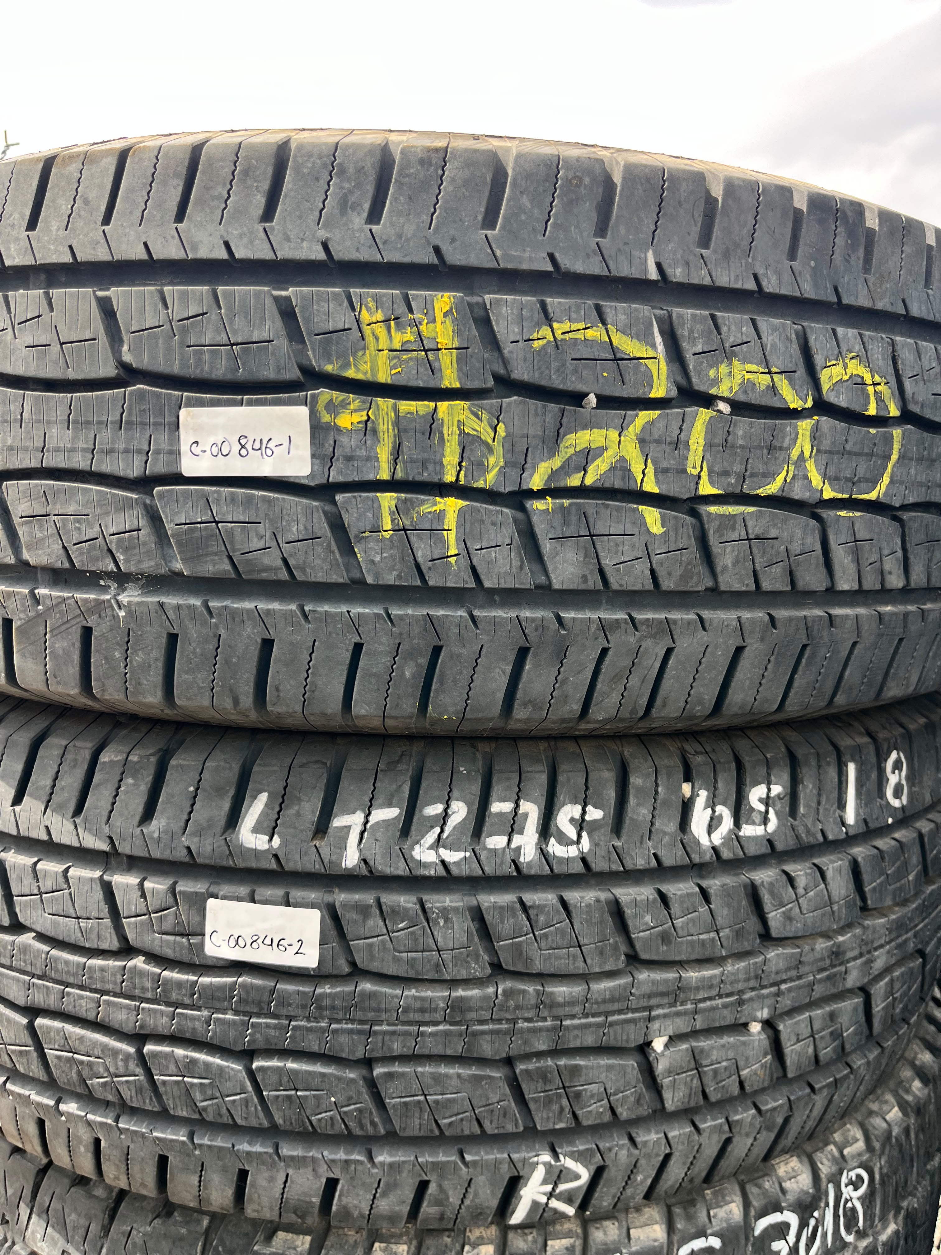 LT275/66R18 Pair (2 Used Tires) General Grabber HTS