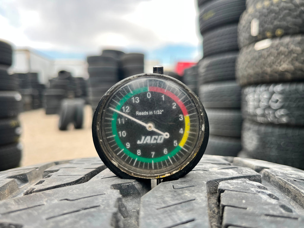 LT275/70R18 Set (4 Used Tires) Bridgestone Dueler Revo 3