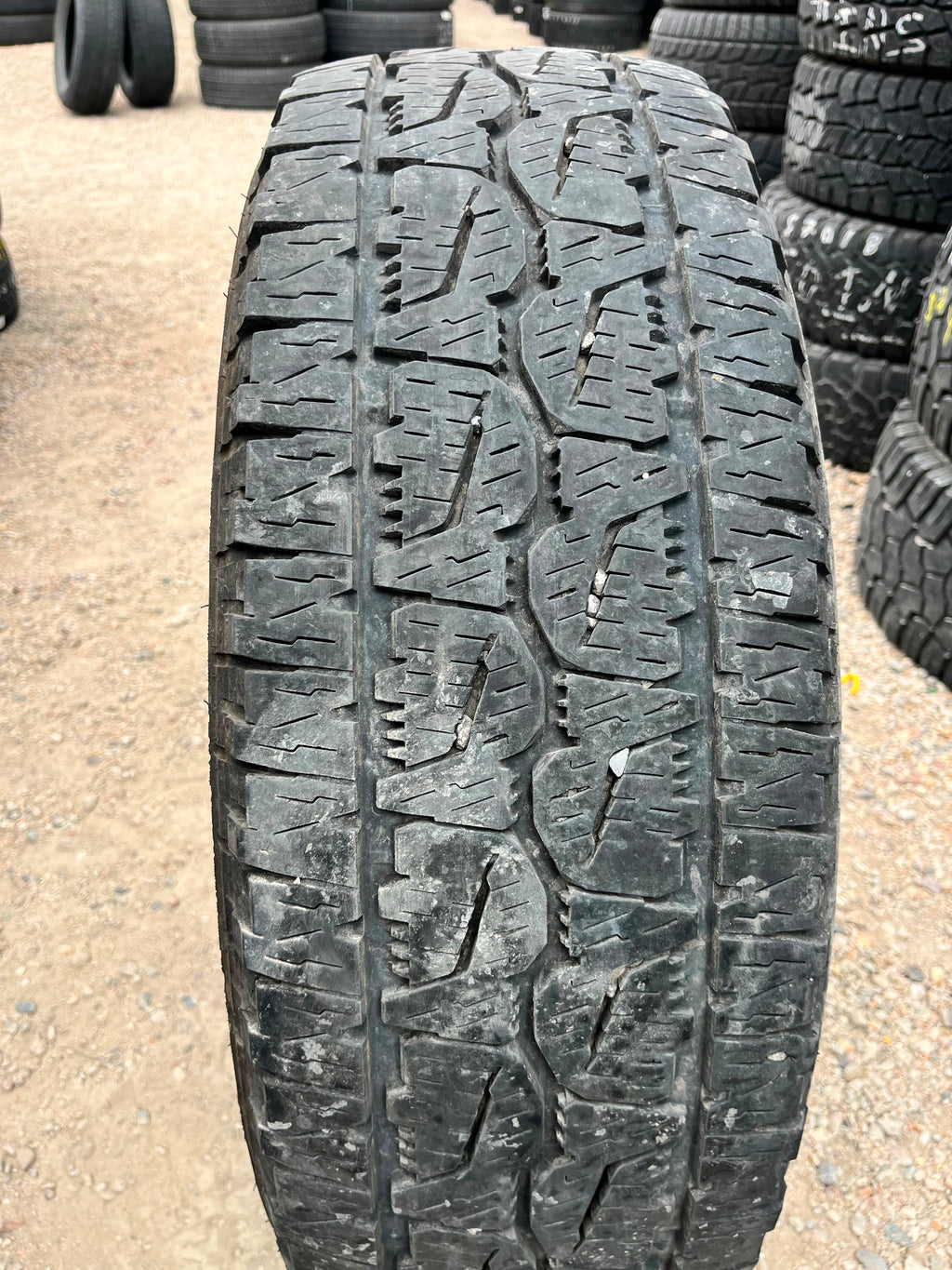 LT275/70R18 Set (4 Used Tires) Bridgestone Dueler Revo 3