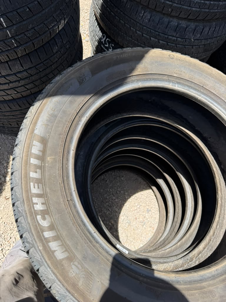 235/60R18 Set (4 Used Tires) Michelin X-Ice