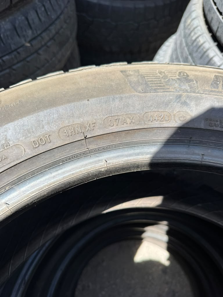 235/60R18 Set (4 Used Tires) Michelin X-Ice