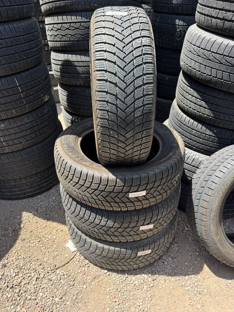 235/60R18 Set (4 Used Tires) Michelin X-Ice