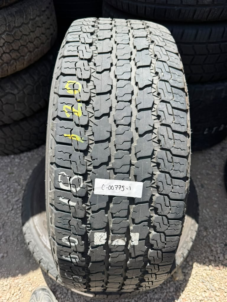 265/60R18 Pair (2 Used Tires) Goodyear Wrangler