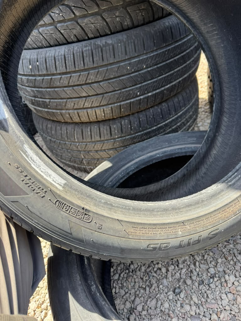 225/45R18 Pair (2 Used Tires) Laufenn S Fit