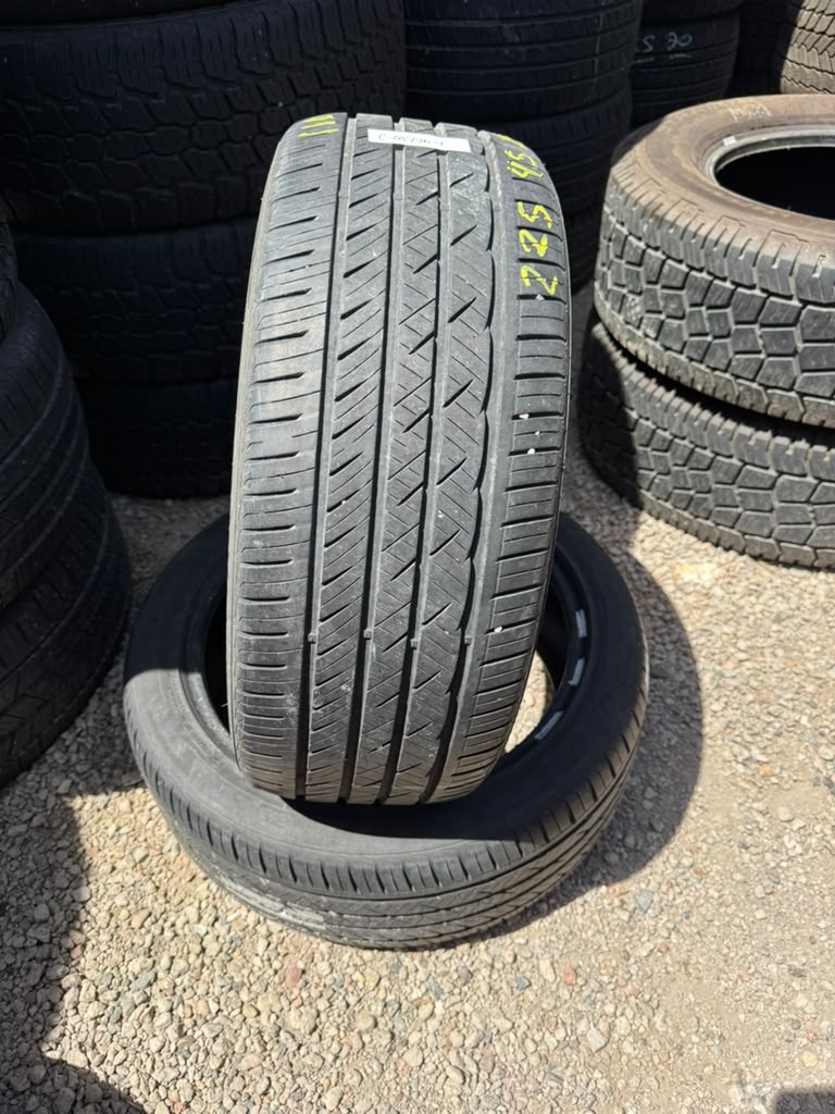 225/45R18 Pair (2 Used Tires) Laufenn S Fit