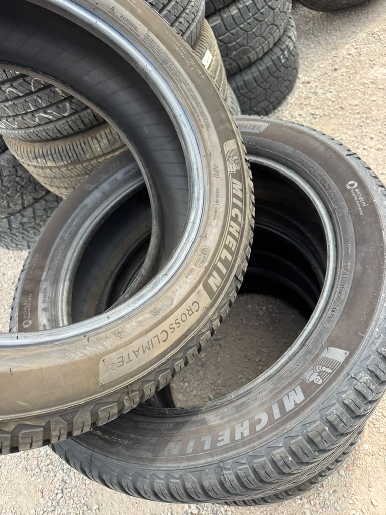 235/55R20 Set (4 Used Tires) Michelin Cross Climate