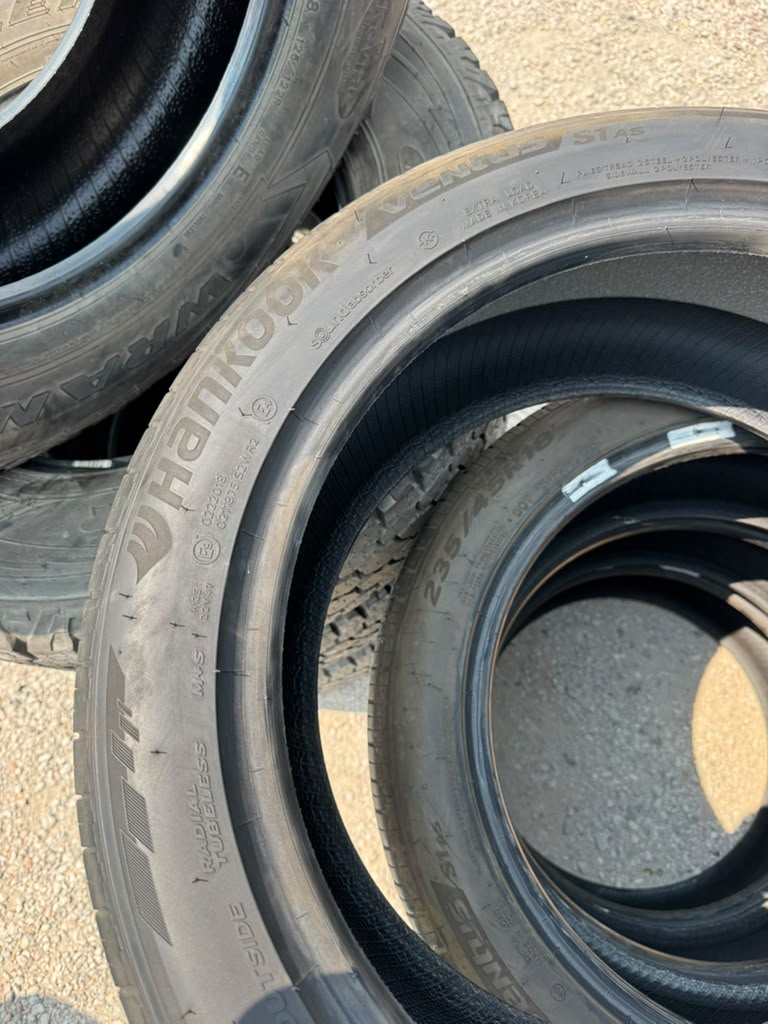 235/45R18 Set (4 Used Tires) Hankook Ventus