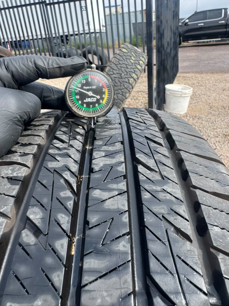 225/60R16 Pair (2 Used Tires) Mazama Luxury Touring