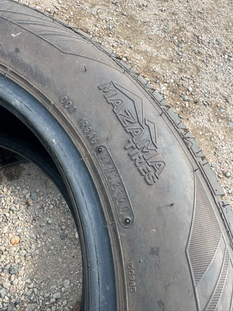 225/60R16 Pair (2 Used Tires) Mazama Luxury Touring