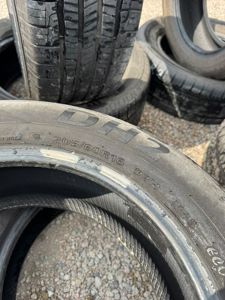 205/60R16 Pair (2 Used Tires) Delinte DH2