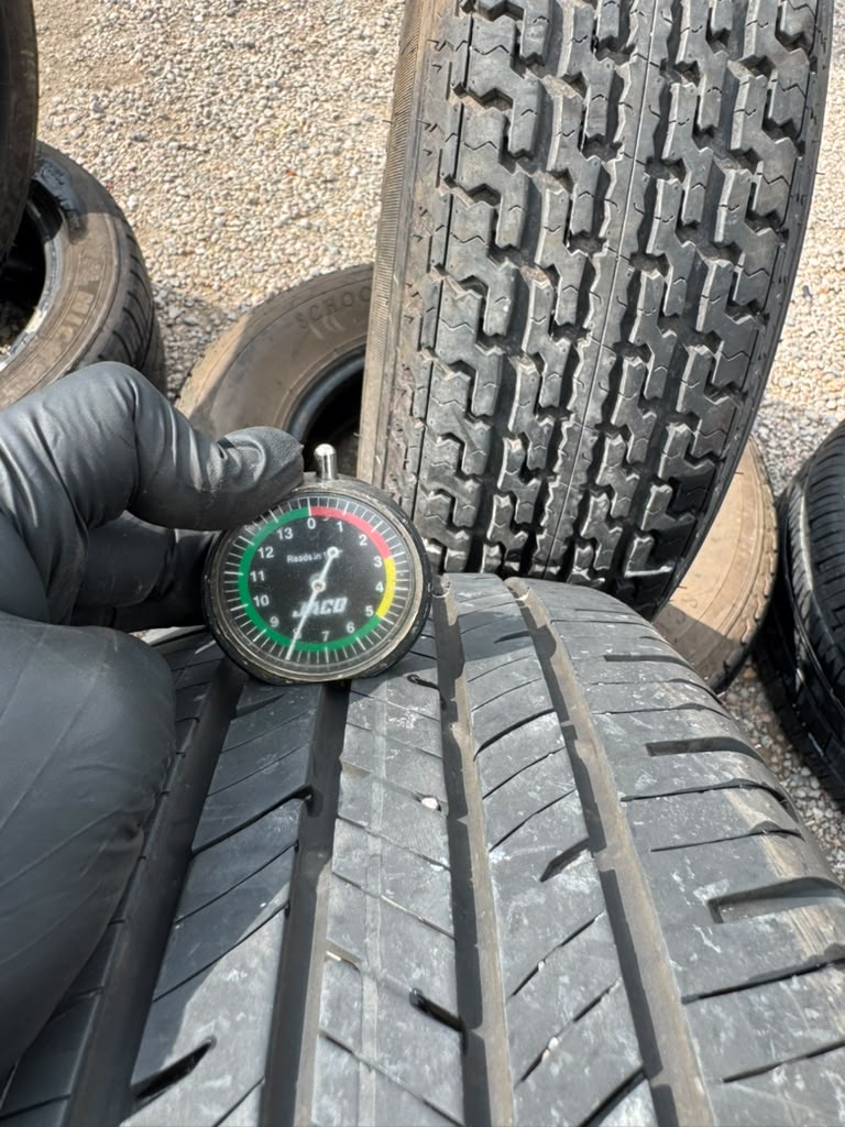 195/65R15 Pair (2 Used Tires) Caldera Confidence