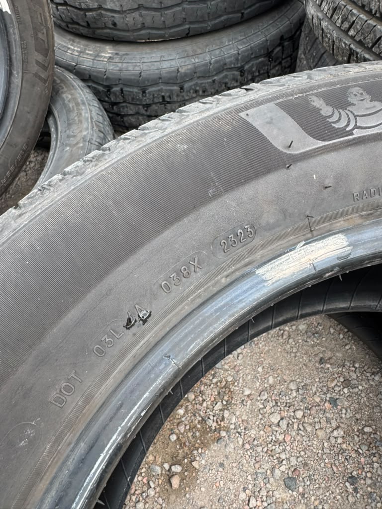 245/60R18 Pair (2 Used Tires)Michelin X Tour