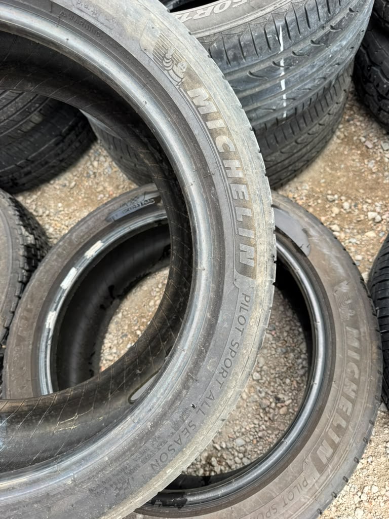 245/45R18 Pair (2 Used Tires) Michelin Pilot Sport