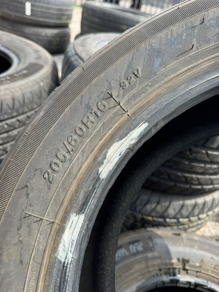 205/60R16 Pair (2 Used Tires) Milestar MS932