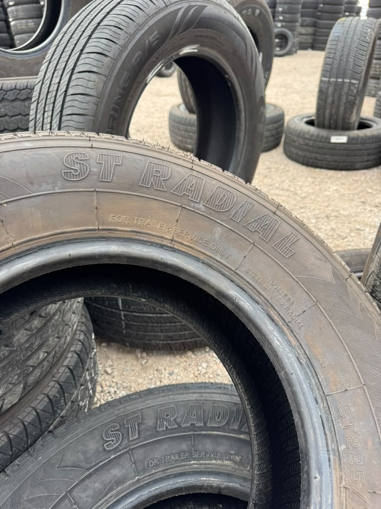 ST225/75R15 Pair (2 Used Tires) Towstar STR