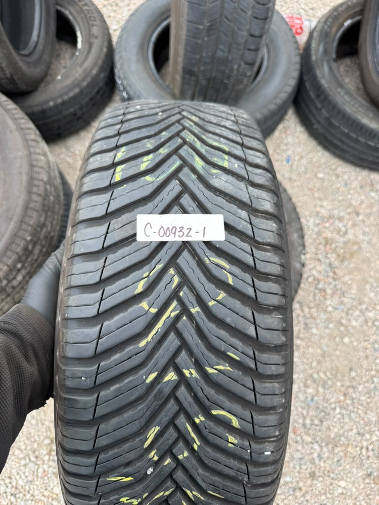 215/60R16 Pair (2 Used Tires) Michelin Cross Climate