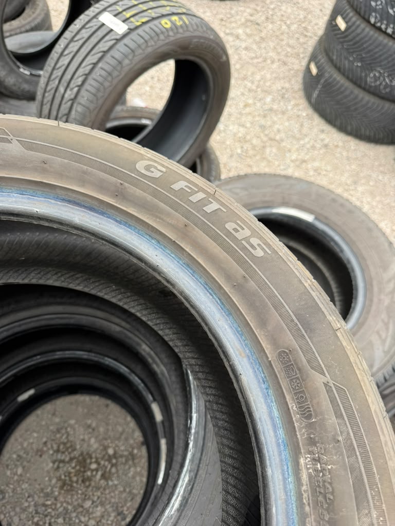 215/55R17 Pair (2 Used Tires) Laufenn G Fit