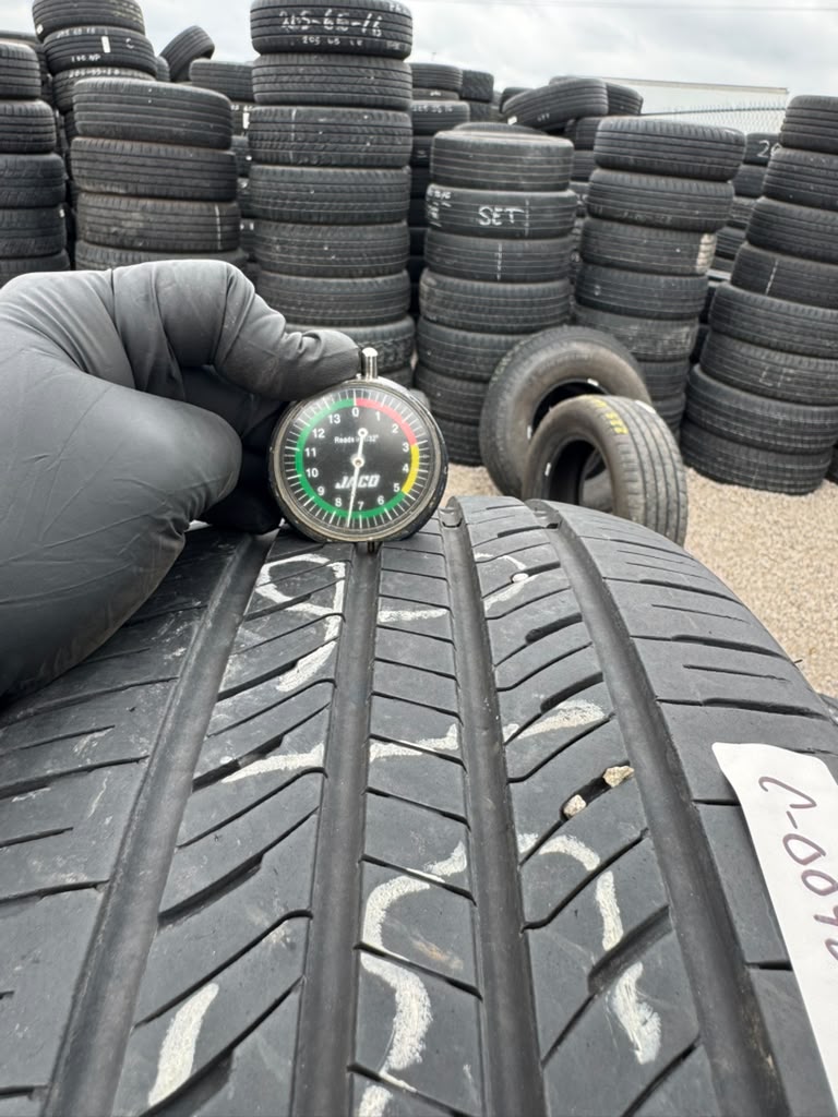 215/55R17 Pair (2 Used Tires) Laufenn G Fit