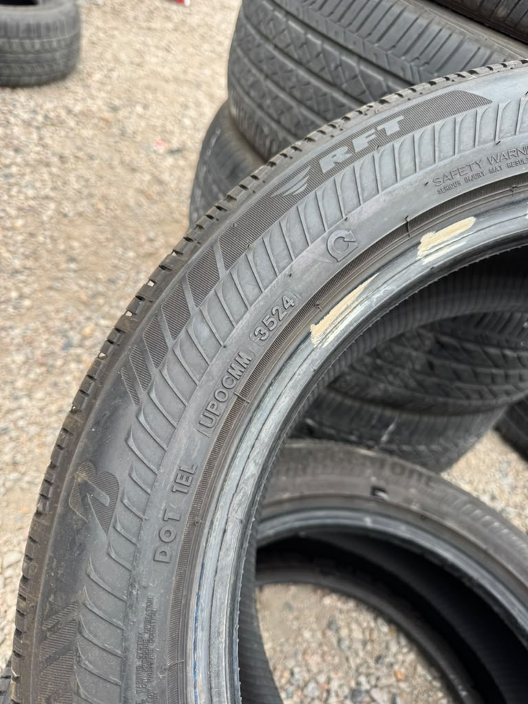 225/55R17 Pair (2 Used Tires) Bridgestone Drive Guard Run Flat