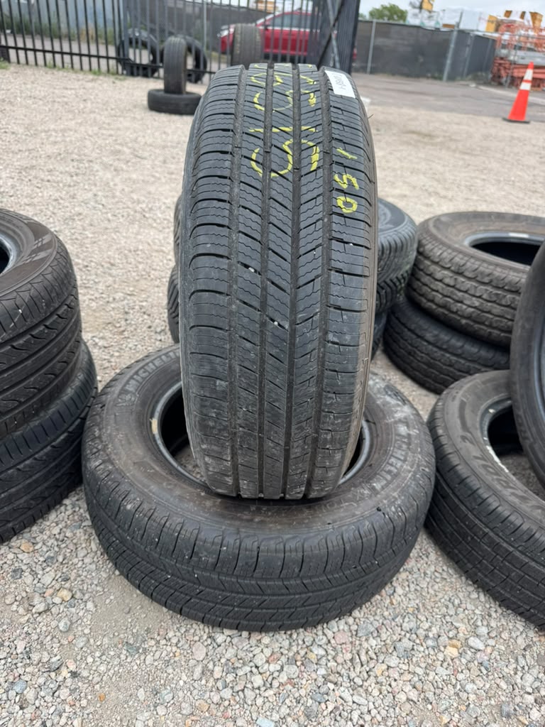 205/65R15 Pair (2 Used Tires) Michelin X Tour
