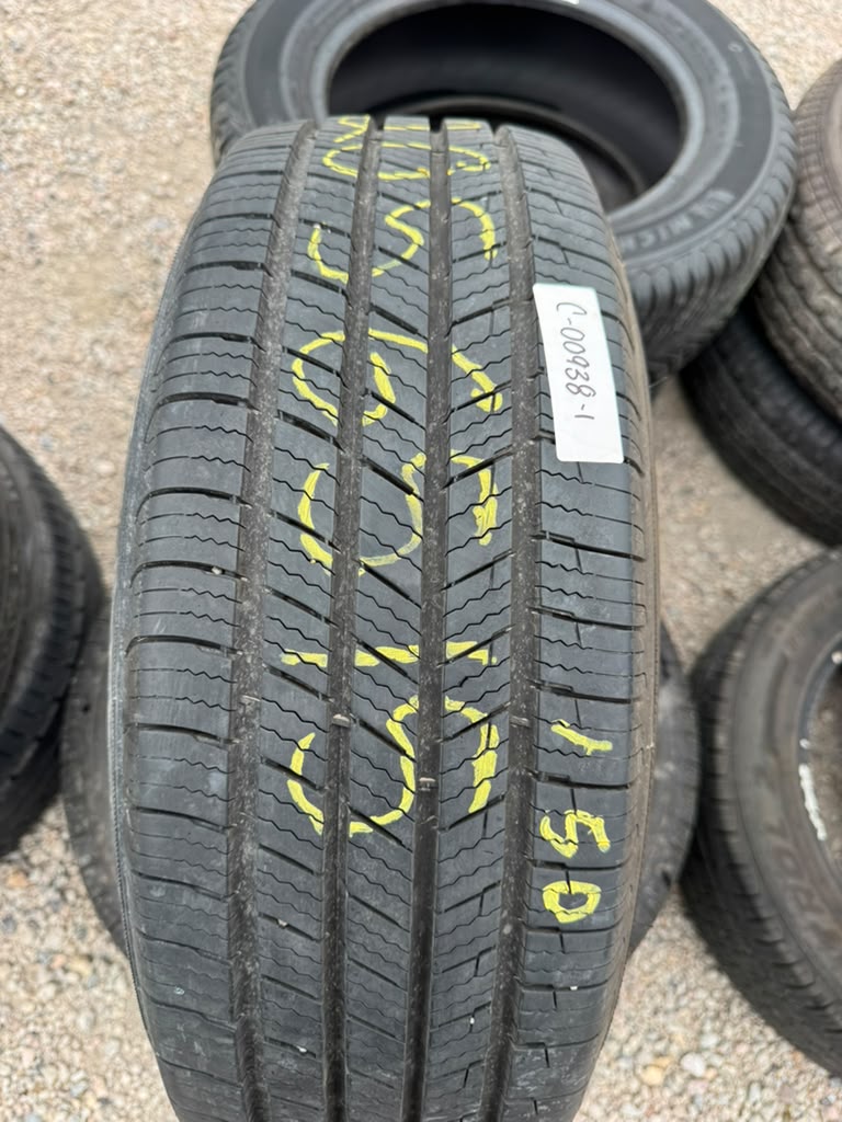 205/65R15 Pair (2 Used Tires) Michelin X Tour
