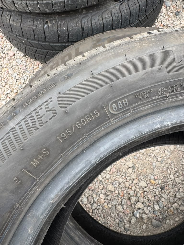 195/60R15 Pair (2 Used Tires) DeanTires Road Control