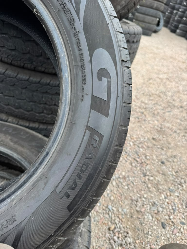 215/65R17 Pair (2 Used Tires) GTRadial Champiro Touring