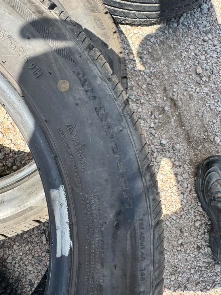 205/55R16 Pair (2 Used Tires) Bfgoodrich Advantage