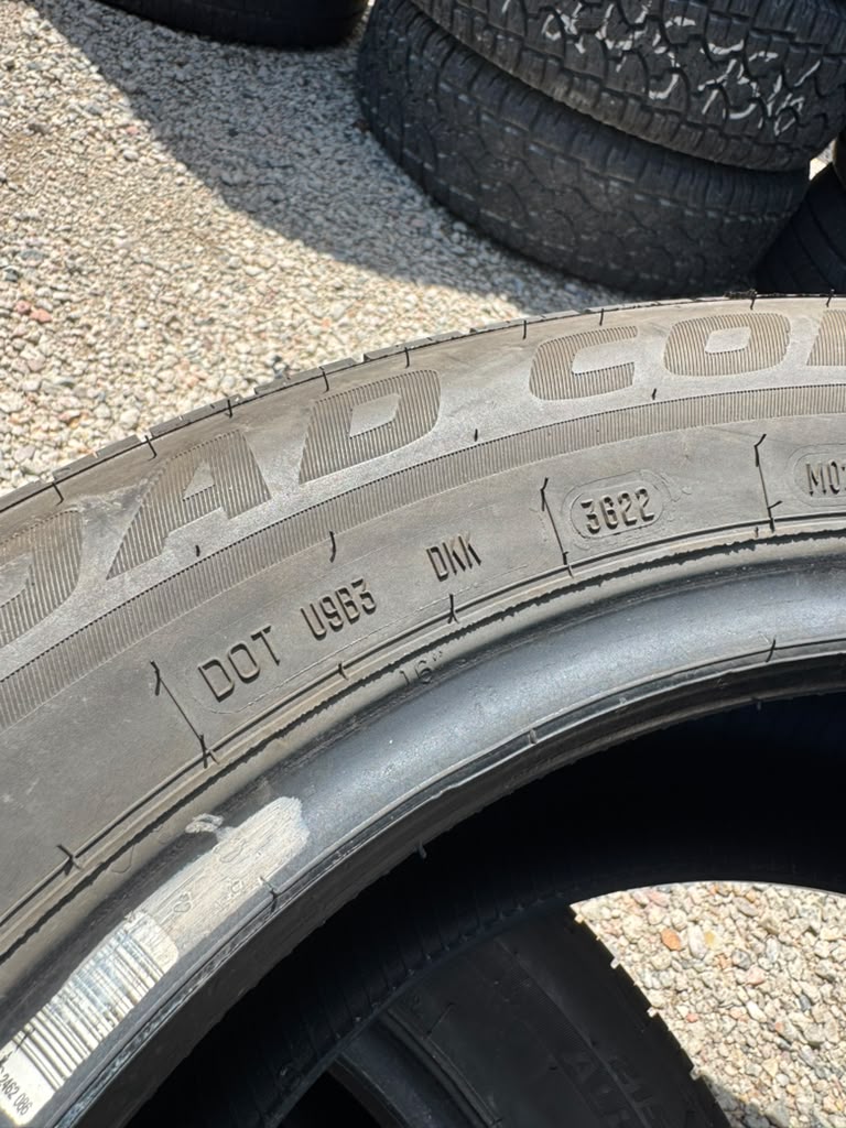 215/55R16 Pair (2 Used Tires) DeanTires Road Control