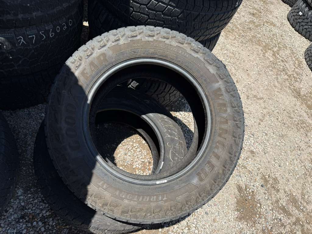 265/60R18 Pair (2 Used Tires) Goodyear Wrangler Territory AT