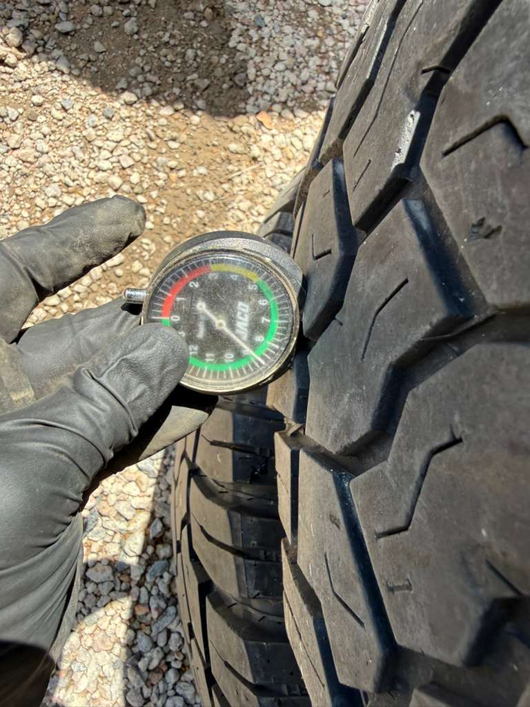 LT33X12.50R18 Pair (2 Used Tires) Yokohama Geolandar X-AT