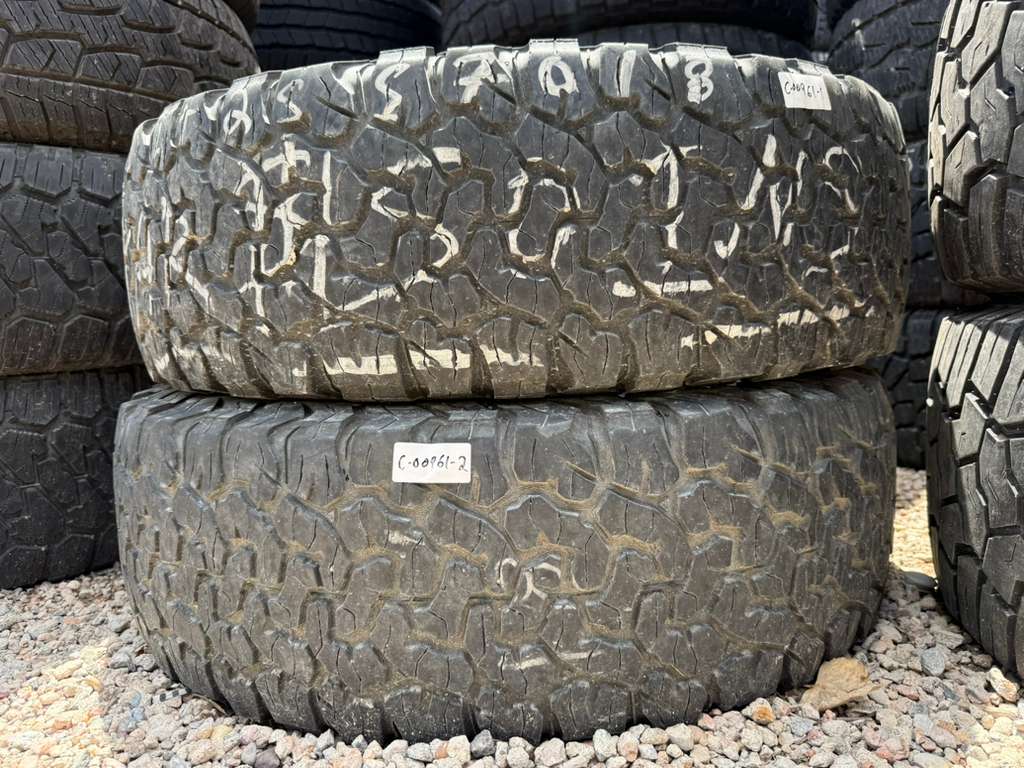 LT255/70R17 Pair (2 Used Tires) Bfgoodrich K02