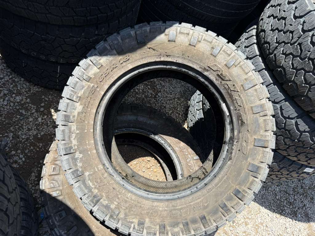 LT275/65R18 Pair (4 Used Tires) Nitto Ridge Grappler