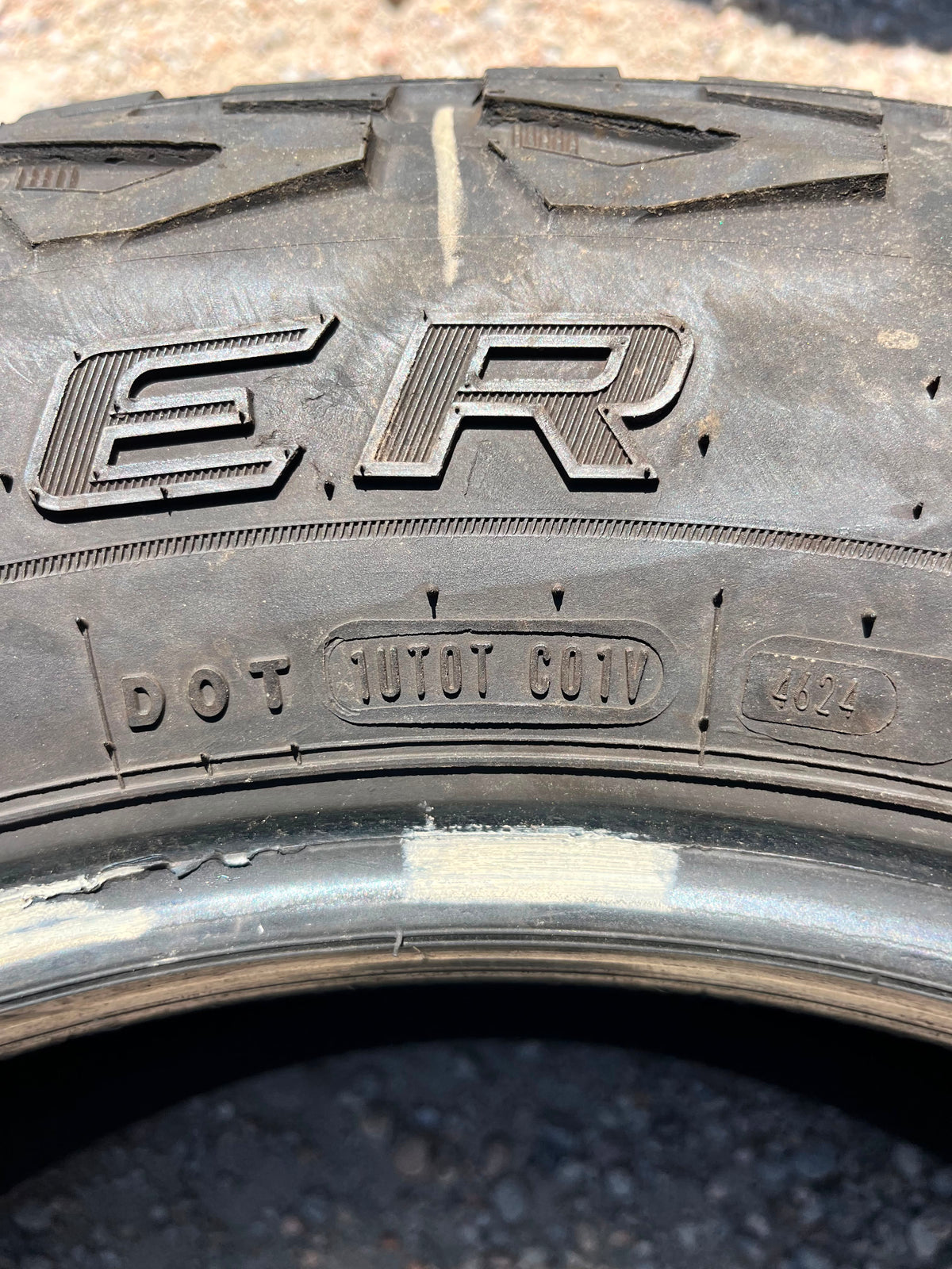 LT275/65R20 Pair (2 Used Tires) Cooper Discoverer Stronghold