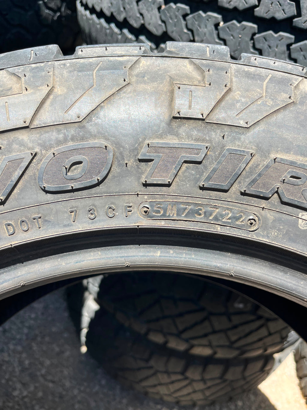 LT275/60R20 Pair (2 Used Tires) Toyo Tires Open Country