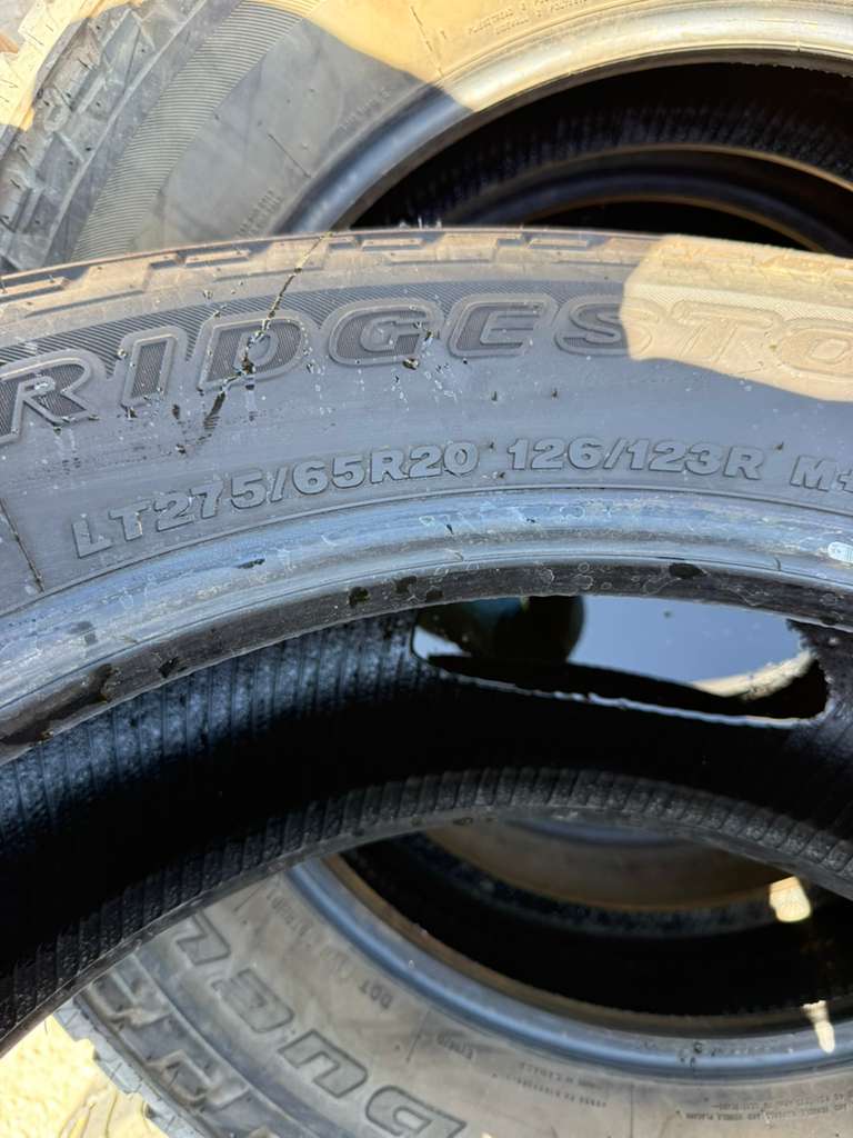 LT275/65R20 Set (4 Used Tires) Bridgestone Dueler A/T