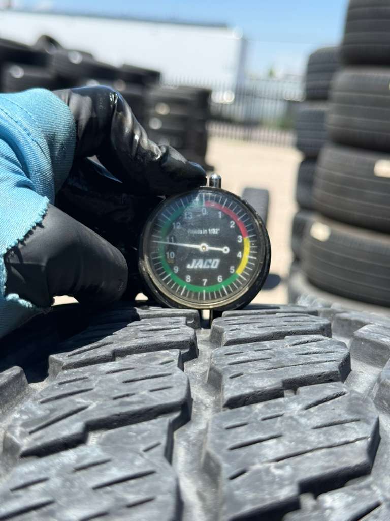 LT275/65R20 Set (4 Used Tires) Bridgestone Dueler A/T