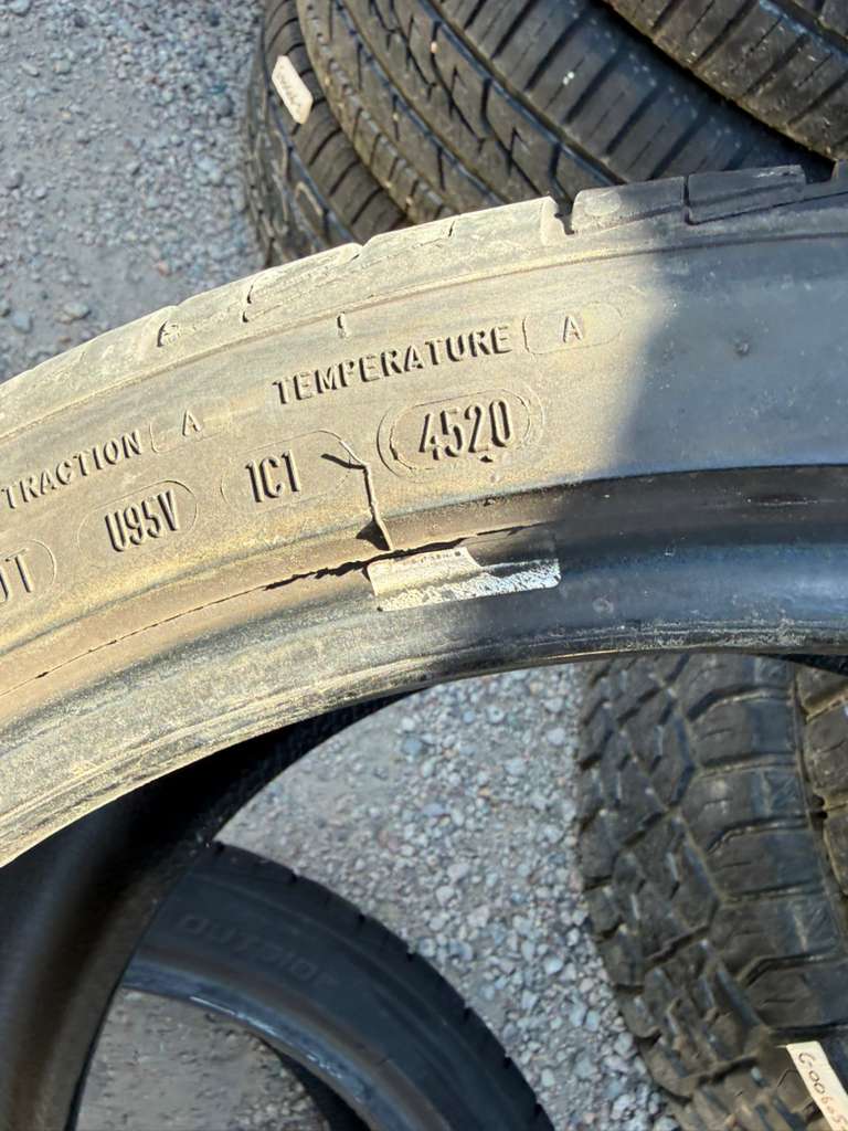 255/35R20 Pair (2 Used Tires) Cooper CSV Ultra Touring