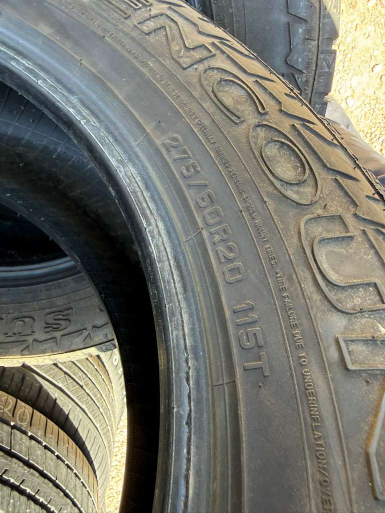 275/60R20 (3 Used Tires) Sumitomo Encounter AT