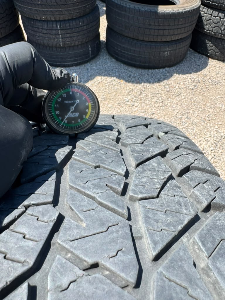 245/75R16 Pair (2 Used Tires) Hankook DynaPro AT2