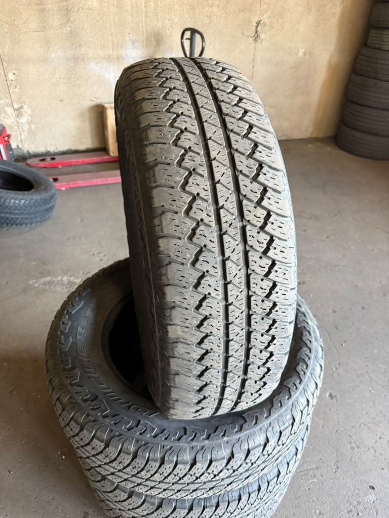 255/70R18 Set (4 Used Tires) Bridgestone Dueler AT