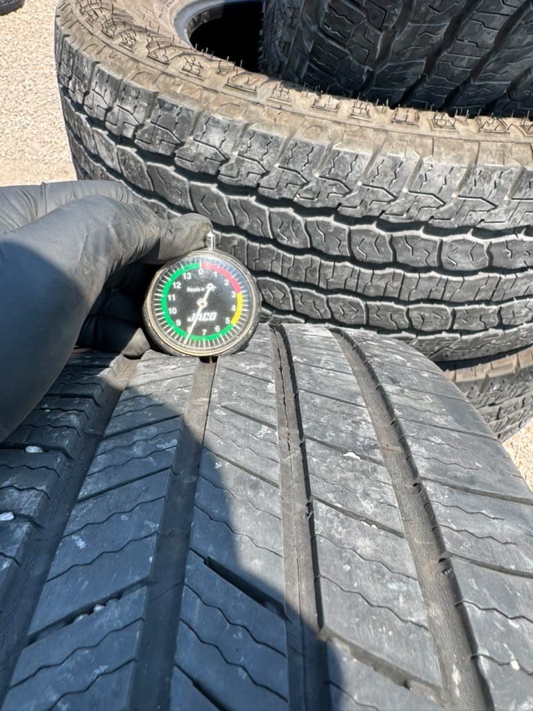 225/65R17 Pair (2 Used Tires) Michelin X Tour