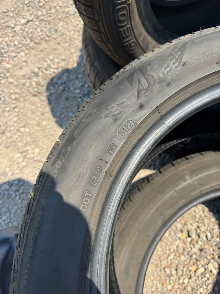 225/50R17 Pair (2 Used Tires) Bridgestone Turanza Quiet Track