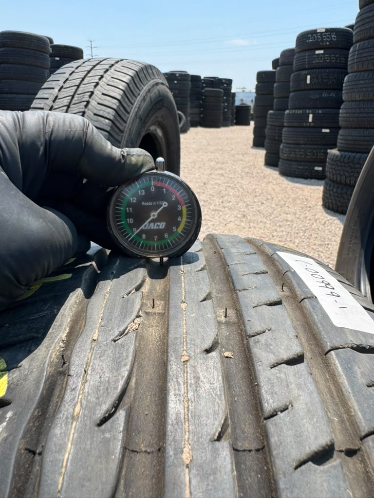 205/40R17 Pair (2 Used Tires) Velozza ZXV4
