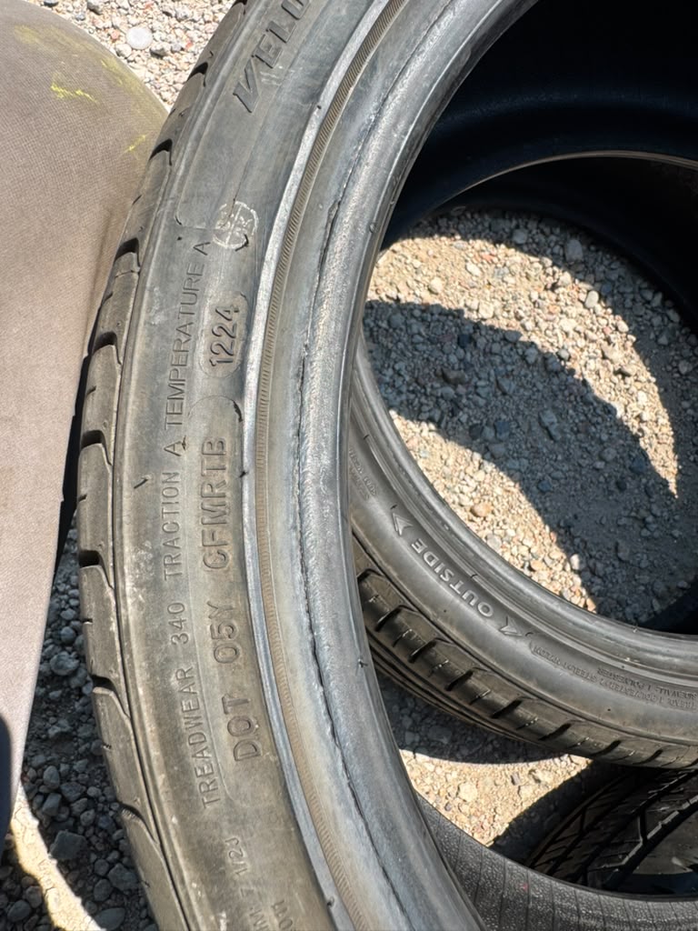 205/40R17 Pair (2 Used Tires) Velozza ZXV4